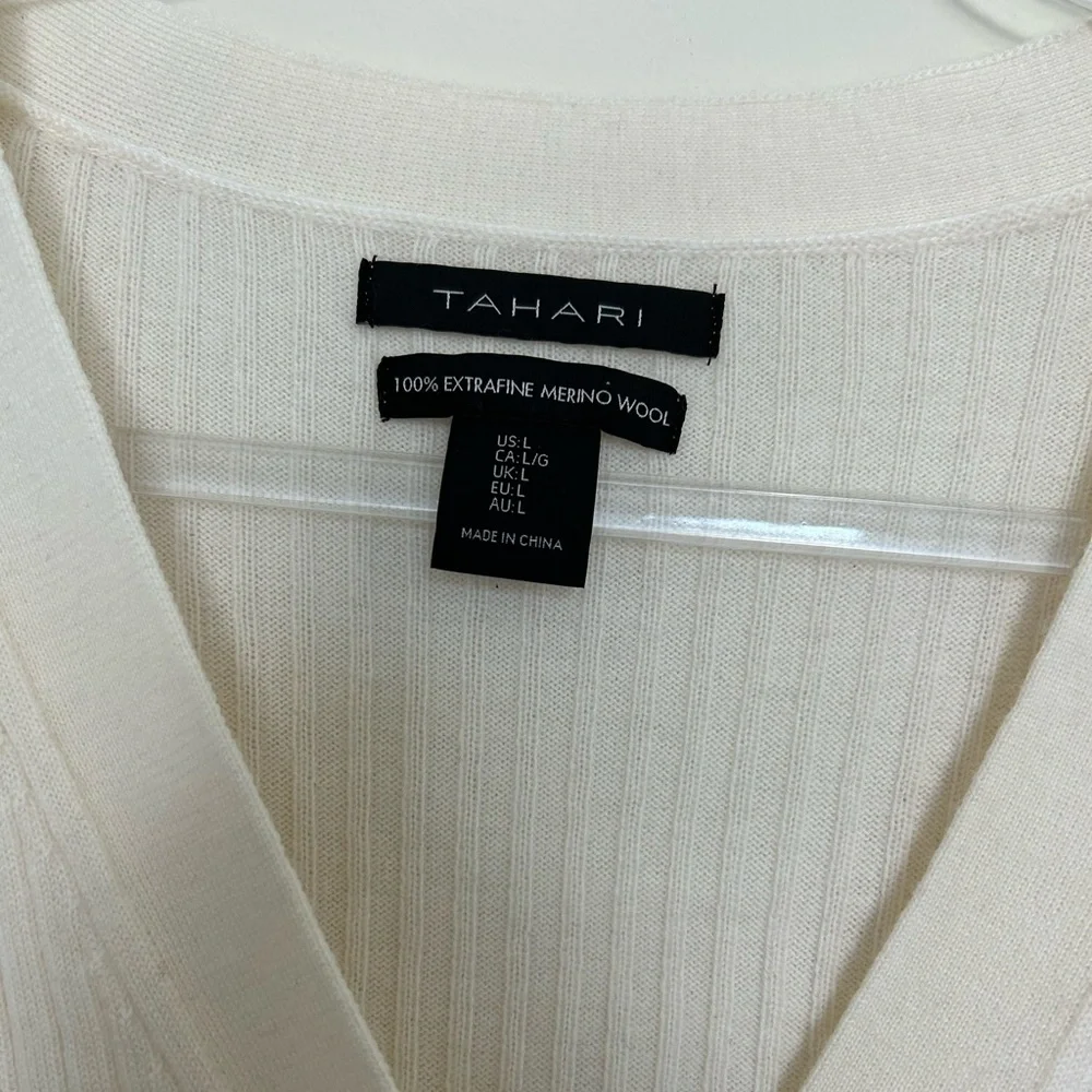 Tahari 100% Extrafine Merino Wool Cardigan Size Large Ivory - Picture 2 of 5